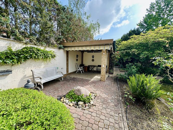 Gartenpavillon
