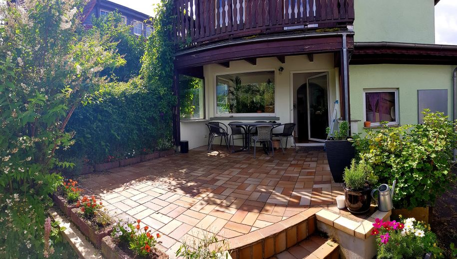 Bad Nauheim şehir merkezinde, çift garajlı müstakil ev – eingewachsene Terrasse