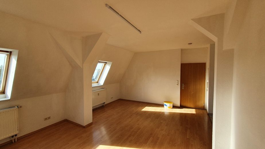 Kapitalanlage mit 7 Wohneinheiten – DG