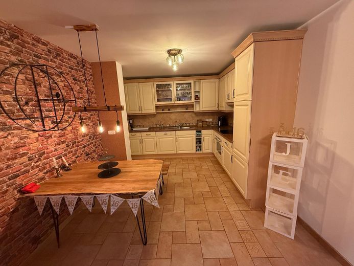 Küche mit Essbereich in ELW