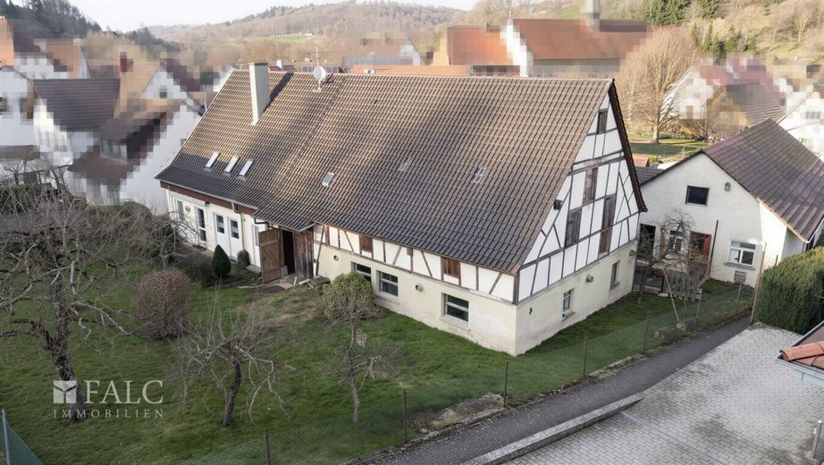 Hofanwesen mit Potenzial - FALC-Immobilien Öhringen – Luftaufnahme Süd
