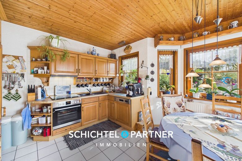 Quelkhorn | Traumhaftes 3-Parteien-Haus auf schönem Grundstück – S&amp;P | Küche