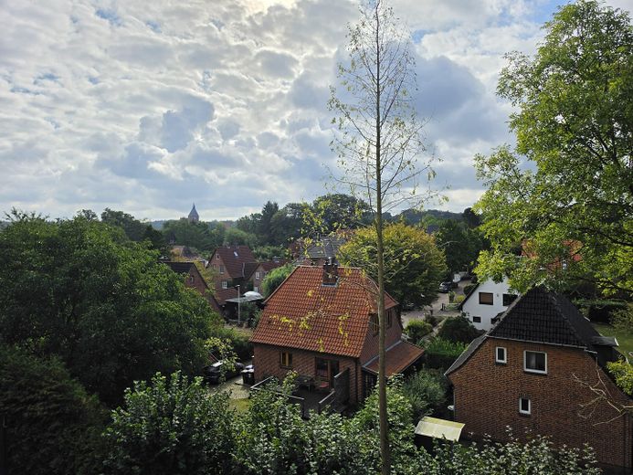 3-kamerappartement op een zeer goede en rustige locatie in een eengezinswoning in Mölln – Foto 2