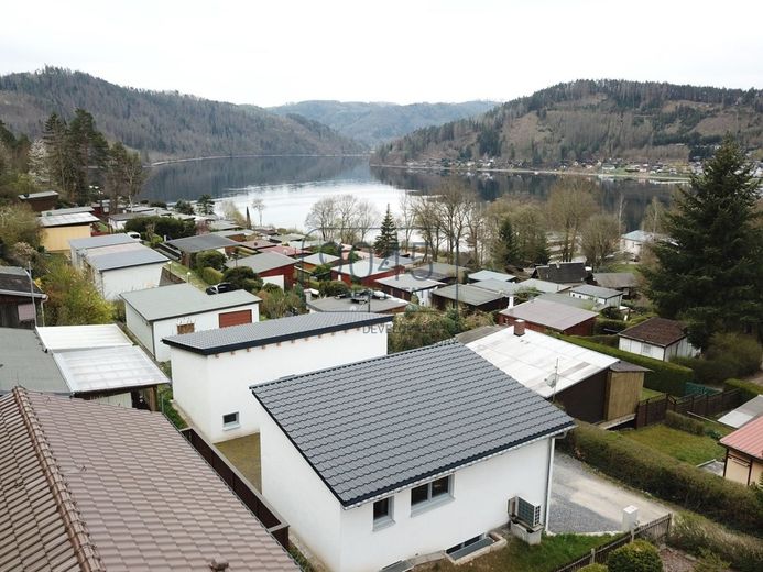 Rarität: Exklusives Ferienhaus mit Seeblick - Ihr privates Refugium am Thüringer Meer