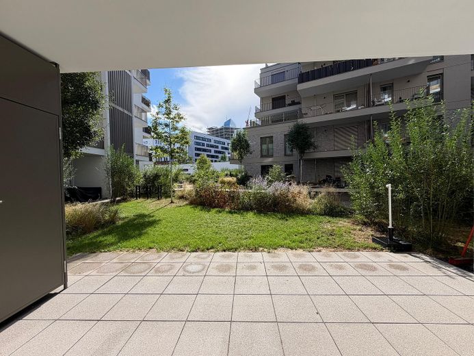 Appartement central de 2 pièces avec terrasse près de la BCE et de la gare de l’Est – Photo 2