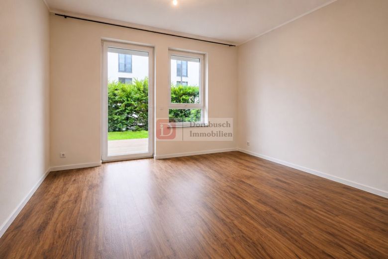 Top!! Provisionsfreie Gartenwohnung - hochwertige Renovierung, moderne Einbauküche – Schlafbereich