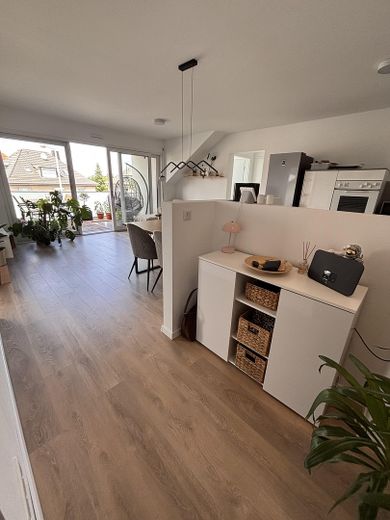 Zuhause heute- Moderner und energieeffizienter Neubau (KfW40) 3-Zimmer-Wohnung – Wohn-Essbereich
