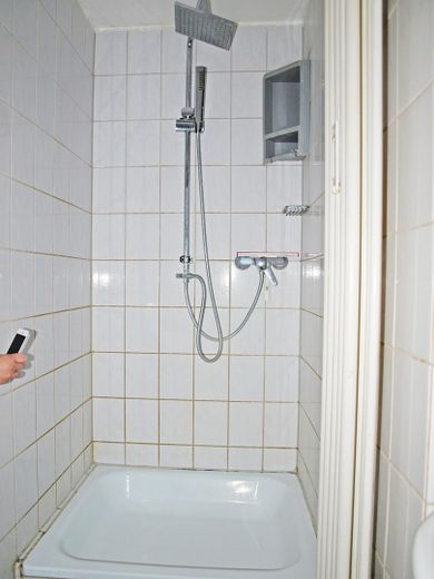 Luminoso appartamento di proprietà con spazio aggiuntivo – Bad Dusche