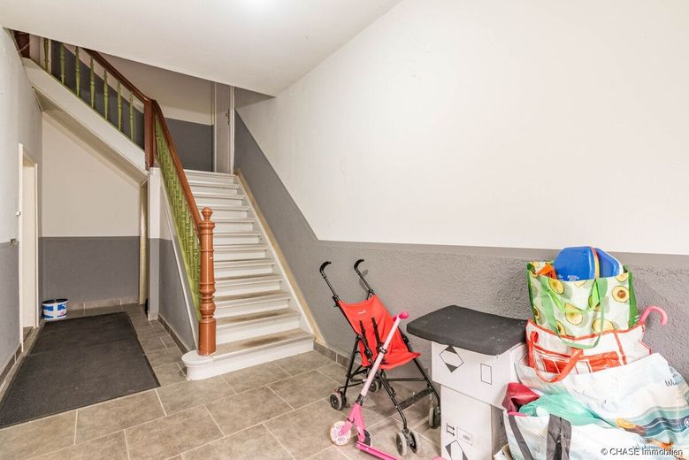 Rentables Mehrfamilienhaus im schönen Wallensen - Kapitalanlage nähe Salzhemmendorf! – Hausflur - EG