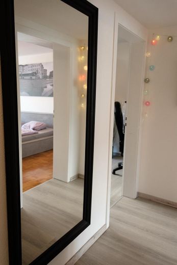 Gemütliches & bezugsfertiges Reihenmittelhaus in ruhiger, zentraler Lage von Senden Ay – Flur OG