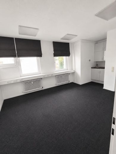 Büro-oder Praxisfläche in Innenstadtlage mit Balkon – Foto 5