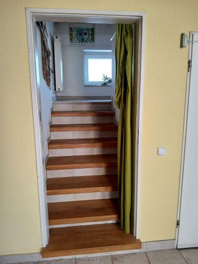 Wunderschöne Hofreite – Treppe zum DG