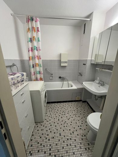 Atrakcyjne mieszkanie 3-pokojowe na parterze z balkonem w Laatzen – idealne jako inwestycja kapitałowa – Zdjęcie 9