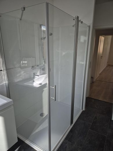 Ihr neues Zuhause in der Innenstadt: 4ZKB, kompl. saniert, mit Einbauküche – Foto 11