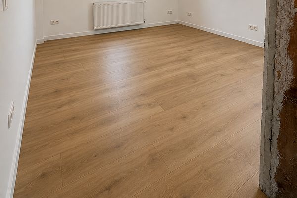 Moderno appartamento mansardato di 3 locali con finiture di alta qualità in posizione privilegiata a Heroldsberg