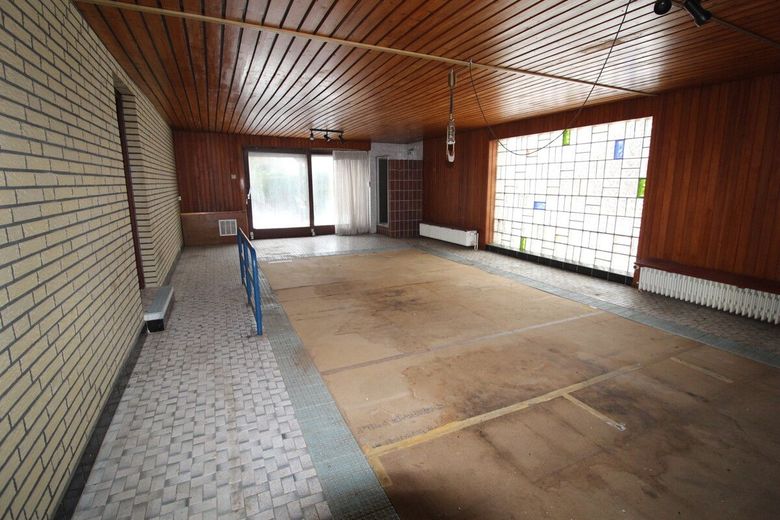 Charmanter, individueller Walmdach Bungalow mit Vollkeller, ruhigem, idyllischem Grundstück &amp; Garage – 15 - Abstellraum - ehemaliger Pool