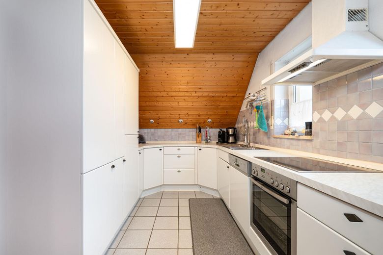 Große Penthouse Wohnung mit Blick über Radolfzell – Küche