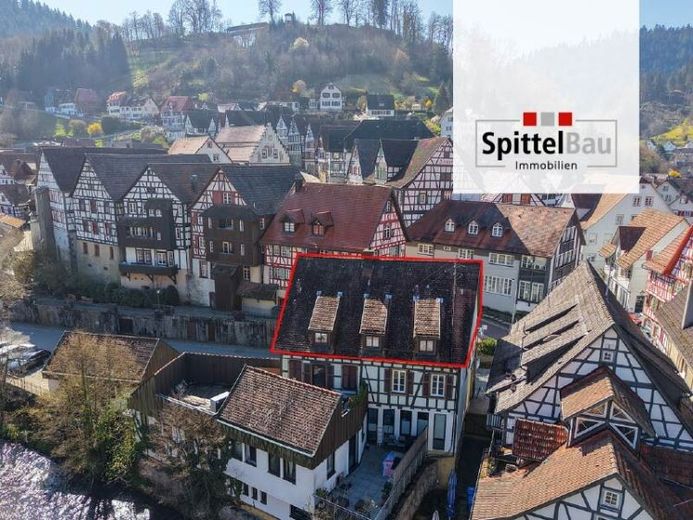Gemütliche Wohnung im Herzen von Schiltach mit viel Potenzial zu verkaufen! – Foto 1