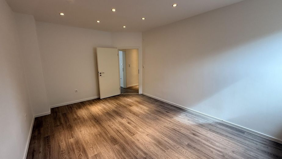 *FT-City* große 5ZKB Dachgeschosswohnung in Frankenthal-City – Zimmer