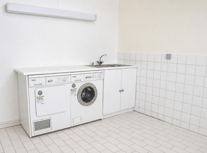 मांग रखने वाले अकेले व्यक्ति के लिए हिरशपार्क के पास विशिष्ट मेज़ोनेट – Hauswirtschaftsraum