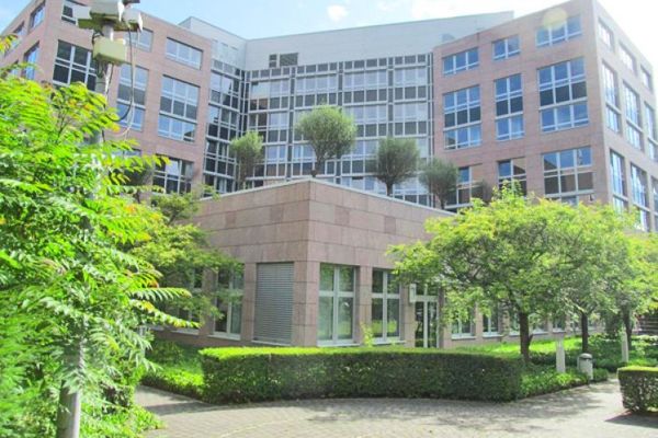 KLE!N - Provisionsfrei - Hochwertige Bürofläche Nähe Westbahnhof