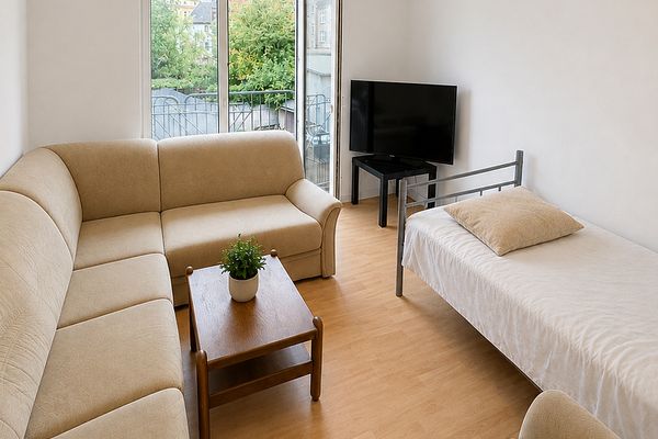 Direct betrekken: 1-kamerappartement met balkon en kitchenette