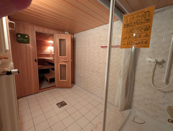 Guter Preis - 777m² Grund, Bungalow, Vollkeller, Garage in Bestlage Stadt Heusenstamm, ruhig gelegen – KG Sauna Raum