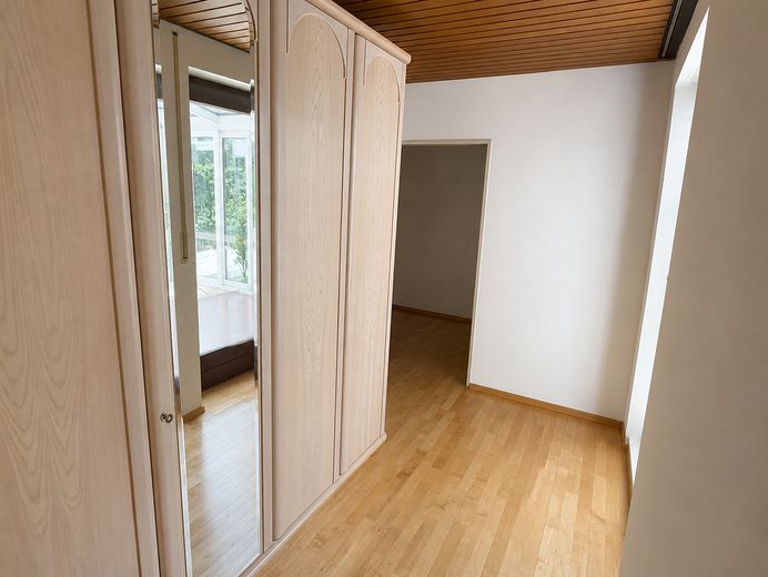 Haus mit Zukunft! Zwei separate Wohnungen - getrennte Eingänge. Attraktive Möglichkeiten! – फोटो 44