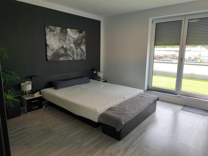 Edificio residencial y comercial con nave, oficinas, vivienda, jardín 507qm – Foto 19