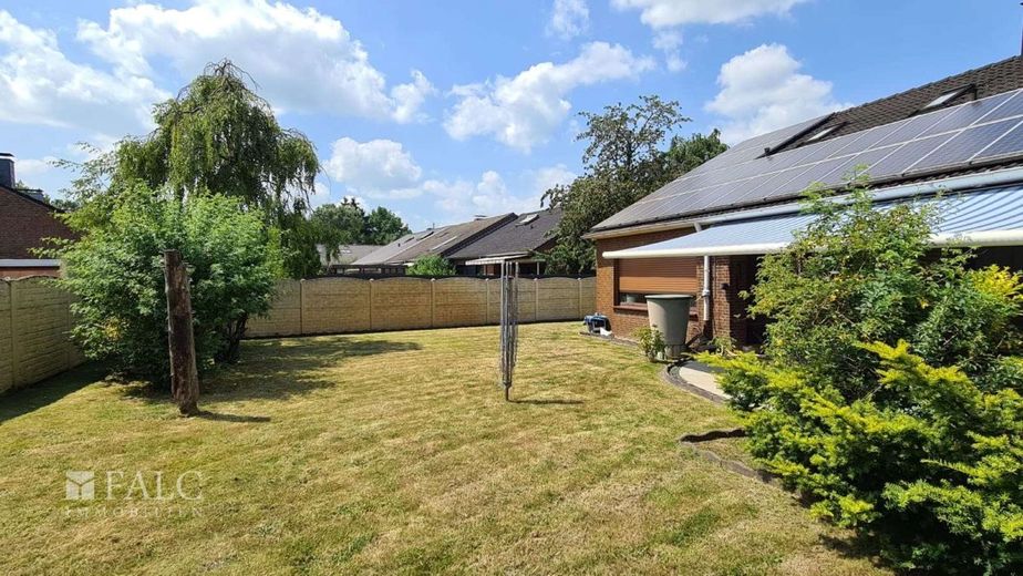 Familien Herzlich Willkommen - ruhiges Wohnen in Wesel – Gartenansicht