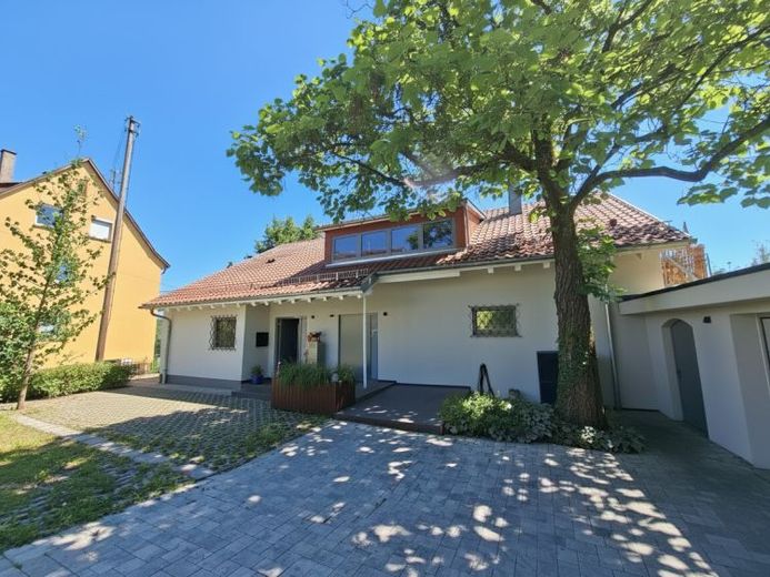73732 Esslingen: 4,5 Zi-Wohnung in bester naturnaher Lage. Beletage mit phantastischer Aussicht. – फोटो 1