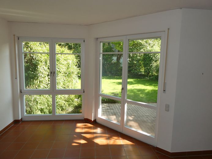 Hochwertige DHH in ruhiger Toplage München-Obermenzing – Wohnzimmer