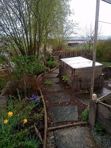 Gemüsegarten mit 5 Hochbeeten