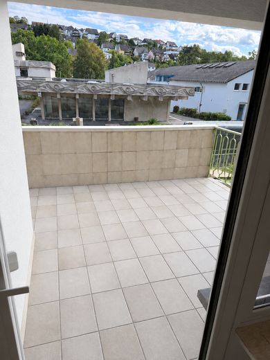 Logements de 3 à 4 pièces à Vallendar – nouvelle cuisine, 2 salles de bains, loggia, garages – Photo 9