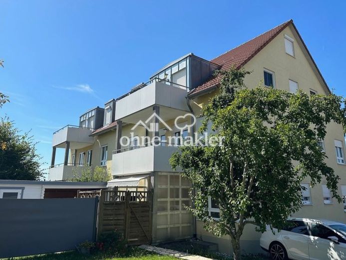 Appartamento attraente di 2 locali con balcone e posto auto in garage sotterraneo a Bildechingen – Foto 1