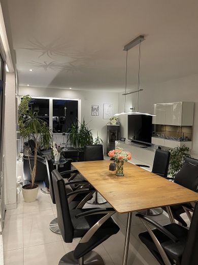 KfW40 Einfamilienhaus, 9Kw-PV-Anlage, Wärmepumpe LWZ 304 Sol – Wohnbereich-EG
