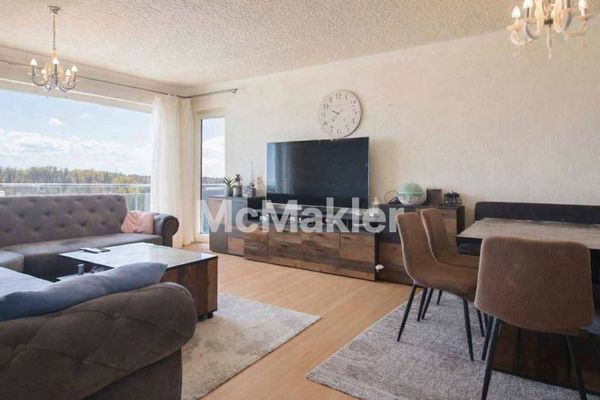 Viel Platz für Familienleben – 4-Zimmer-Wohnung mit großer Loggia