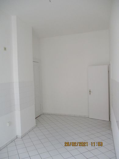 Wunderschöne große 5 Zimmer Altbauwohnung in zentraler Lage – Küche