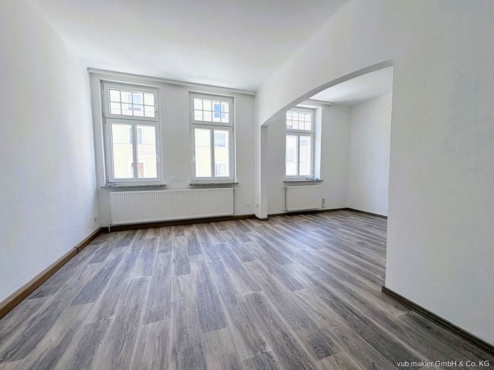 Stilvoll renovierte 3,5-Zimmer-Wohnung - ideal für Paare in Hof – VUB0002416-3