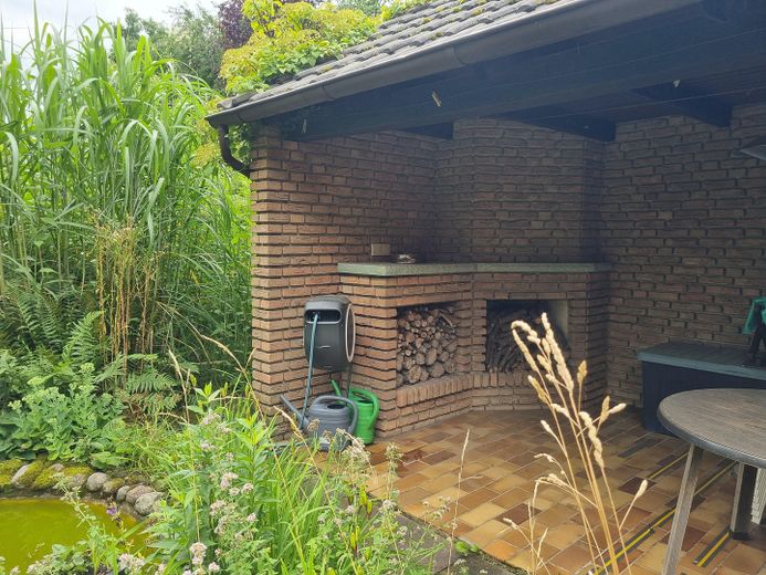 Freisitz mit Kamin