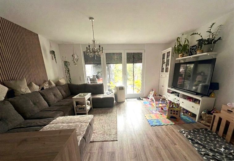Moderna casa a schiera a risparmio energetico a Gießen – Foto 4