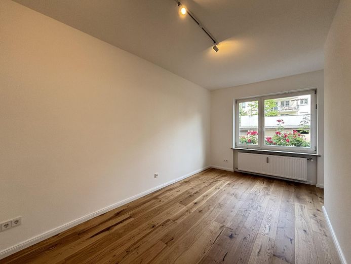 Suitable for shared living & renovated: 3 rooms with 2 bathrooms in Maxvorstadt – Foto 7