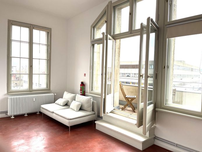 Zimmer mit Balkon