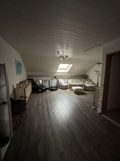 Gepflegtes Reihenmittelhaus mit Balkon, Terrasse und kleinem Garten – Foto 8