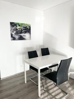 Een goed onderhouden, vrijwel nieuw 3-kamerappartement in Bad Friedrichshall – Foto 3