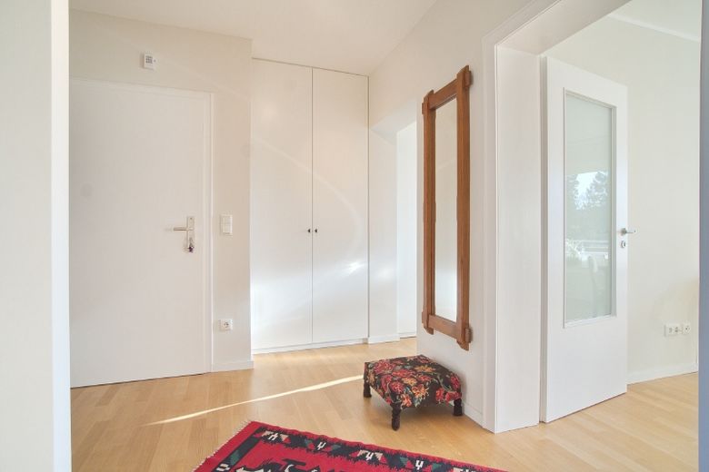 Tam donanımlı daire, geniş balkon ve güzel manzaraya sahip, cazip bir konut bölgesinde, iyi park imkânları, eski şehre yürüme mesafesinde – 9824074dc139f732b502e5320a93999f9f7ab535.jpg