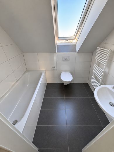 Gemütliche 1,5-Zimmer-Dachgeschosswohnung in Hemau – Foto 6
