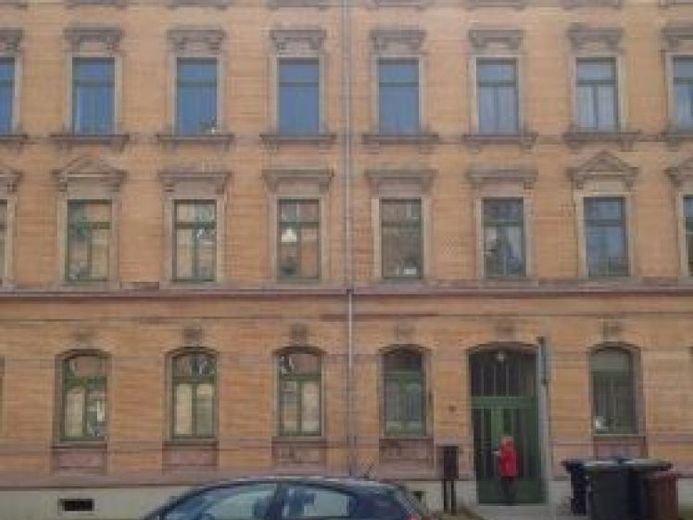 Kompakte und vermietete 1-Zimmer mit Schlafnische, Dusche und Laminat in sehr guter Lage – Foto 1