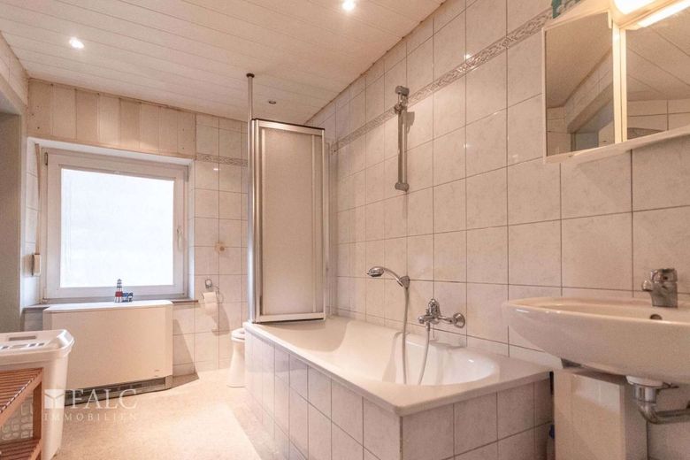 Badezimmer 1.OG