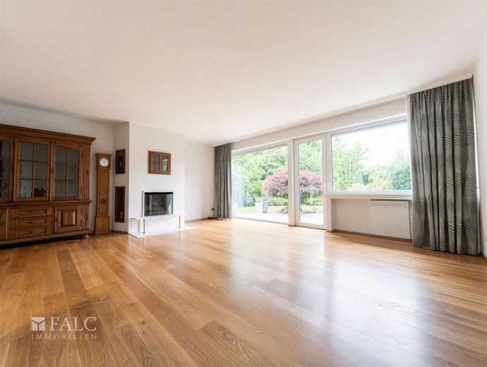 Familienglück im Grünen: Reihenendhaus mit Garten, Garage und viel Platz in Remscheid-Lüttringhausen – Wohnzimmer